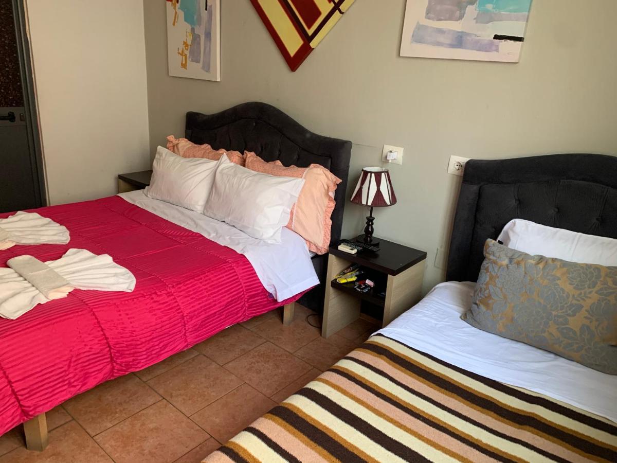 Guest House De Rada Тирана Экстерьер фото